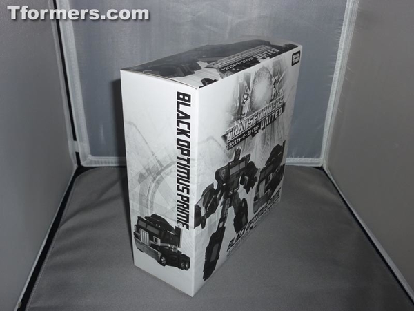 Tokyo Toy Show 2012 Transformers United Black Optimus Prime Exclusive  (24 of 28)